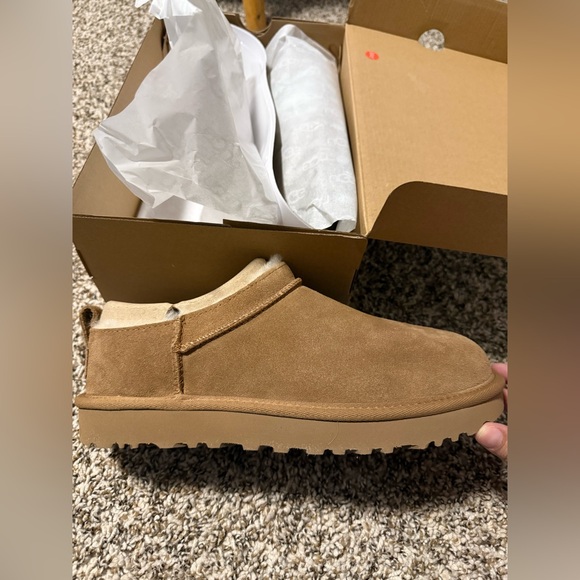 NWT UGG Classic Micro - Picture 2 of 6